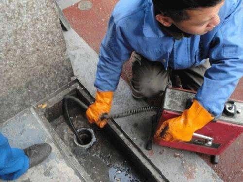 阿拉善疏通下水道